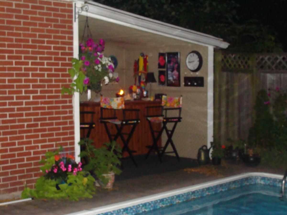 Bed and Breakfast Robinsong Thorold Экстерьер фото