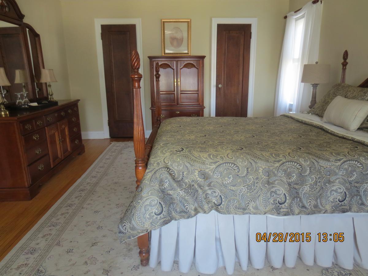 Bed and Breakfast Robinsong Thorold Номер фото